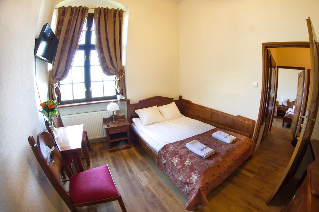 Zamek Golubski Zimmer foto