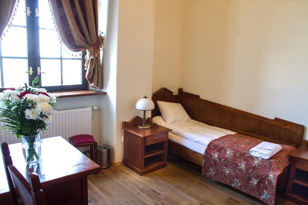 Zamek Golubski Zimmer foto